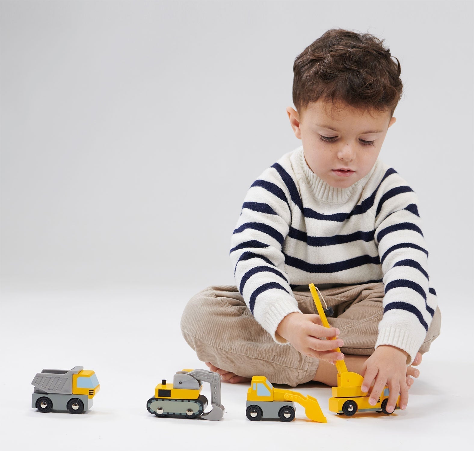 How Dollhouses Support Social-Emotional Development in Young Children - Mentari