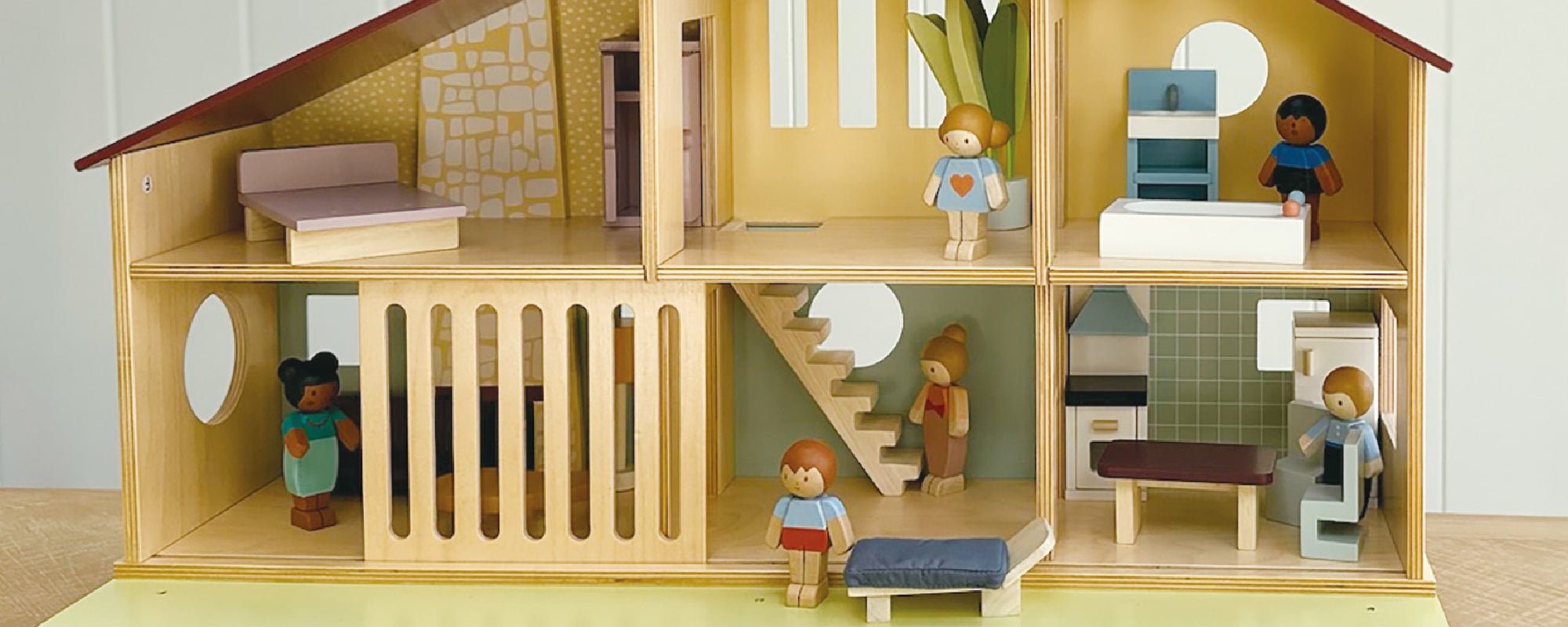 Dollhouses & Accessories - Mentari