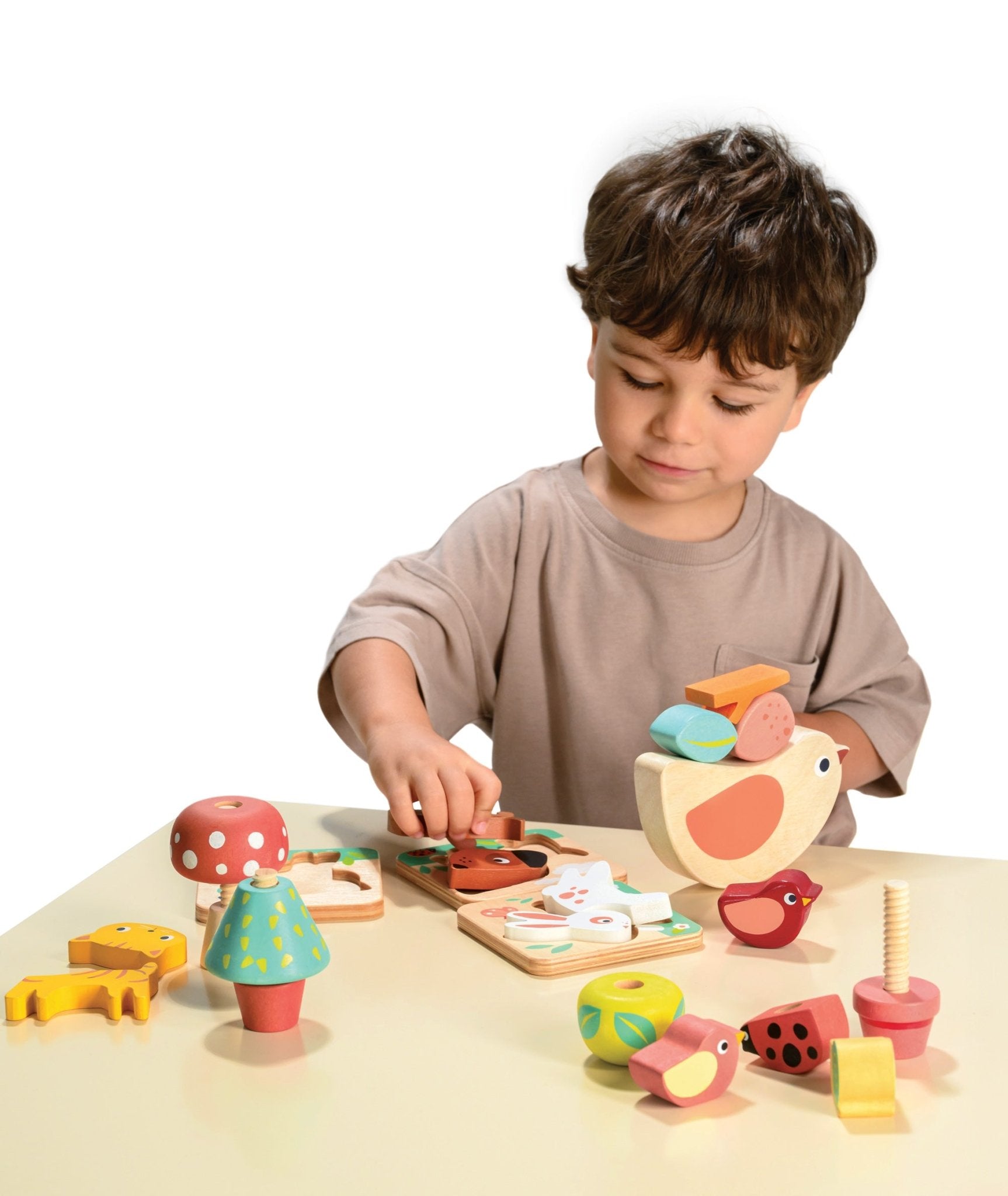 Creative Playthings 木製ミニチュア・トイ　VITARI Wooden Garden Playtime Set for 2 Year Olds — 7 Toys | Mentari