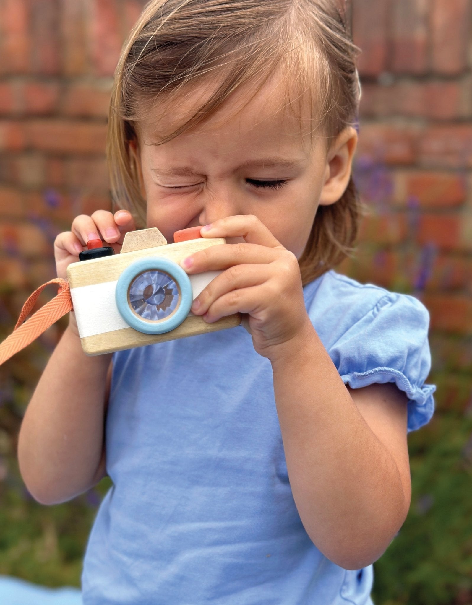 Camera - Mentari - Sustainable Wooden Toys Made in Indonesia - Eco - Friendly Play