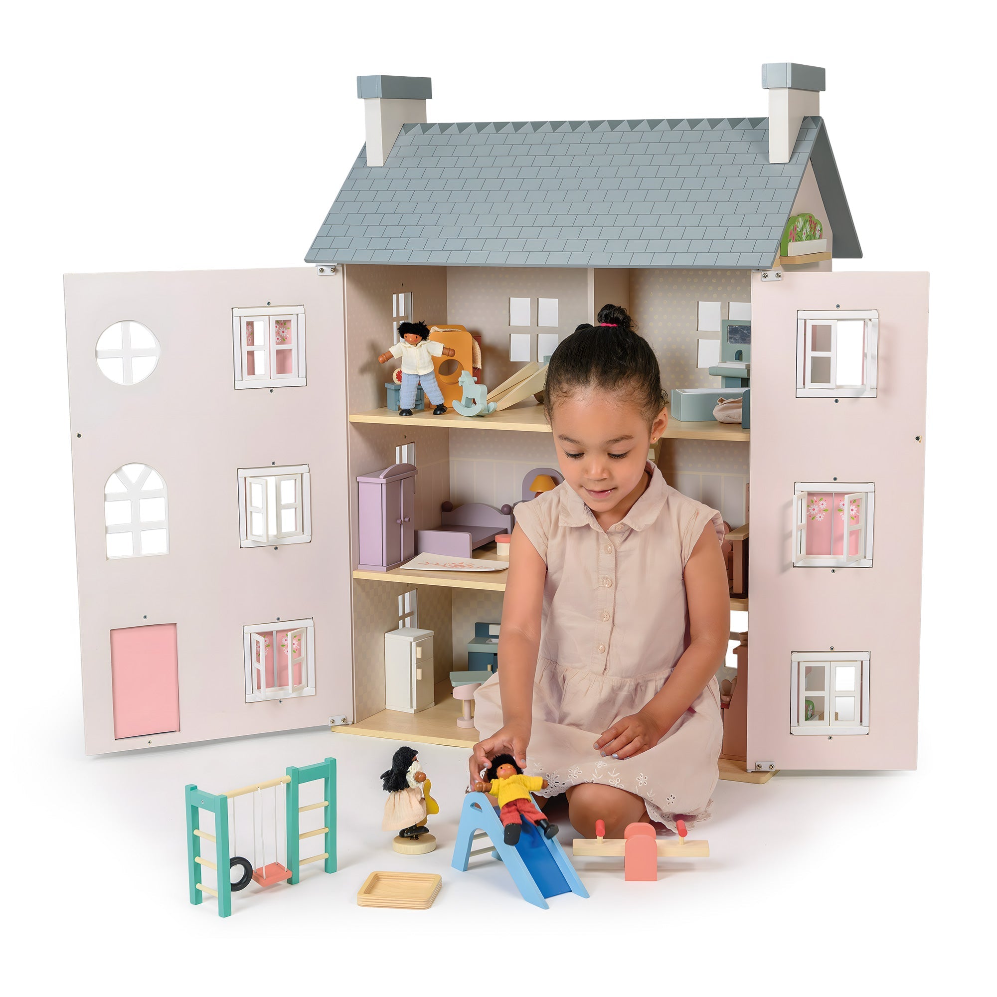 Heather Hall Wooden Dollhouse 3+ | Mentari