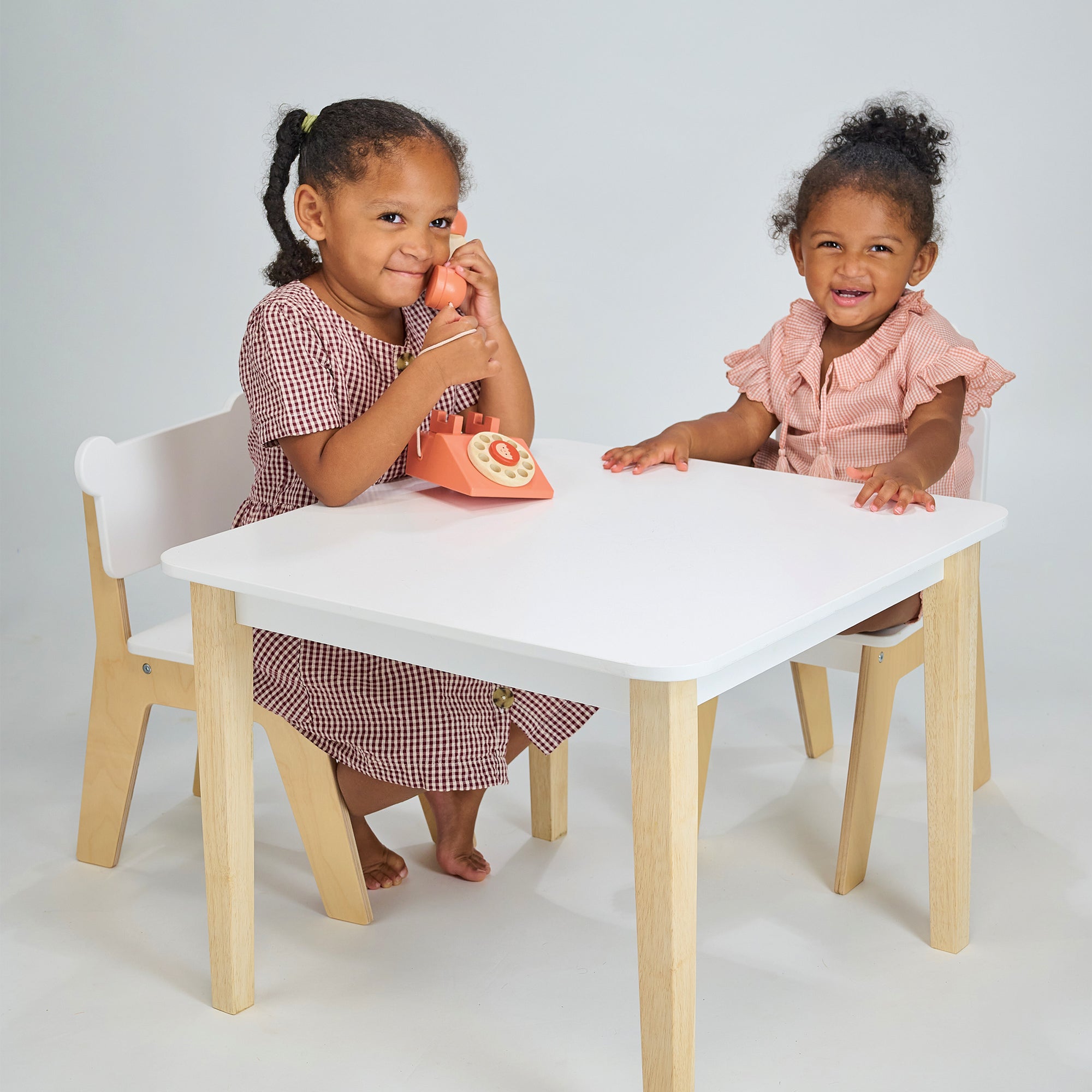 Kid's Table and Chair Set – Mentari
