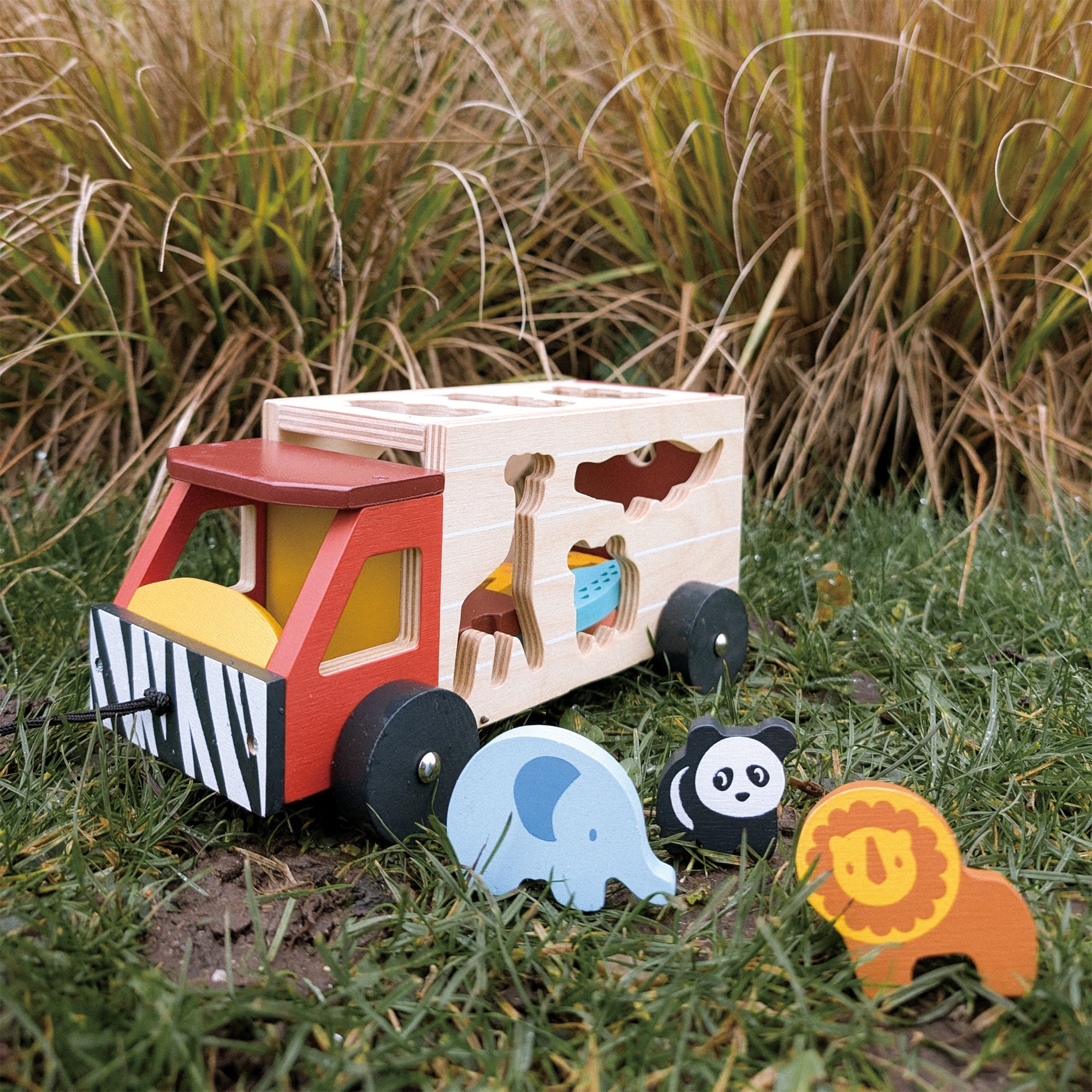 Shape Sorting Safari Truck - Mentari - Sustainable Wooden Toys Made in Indonesia - Eco - Friendly Play