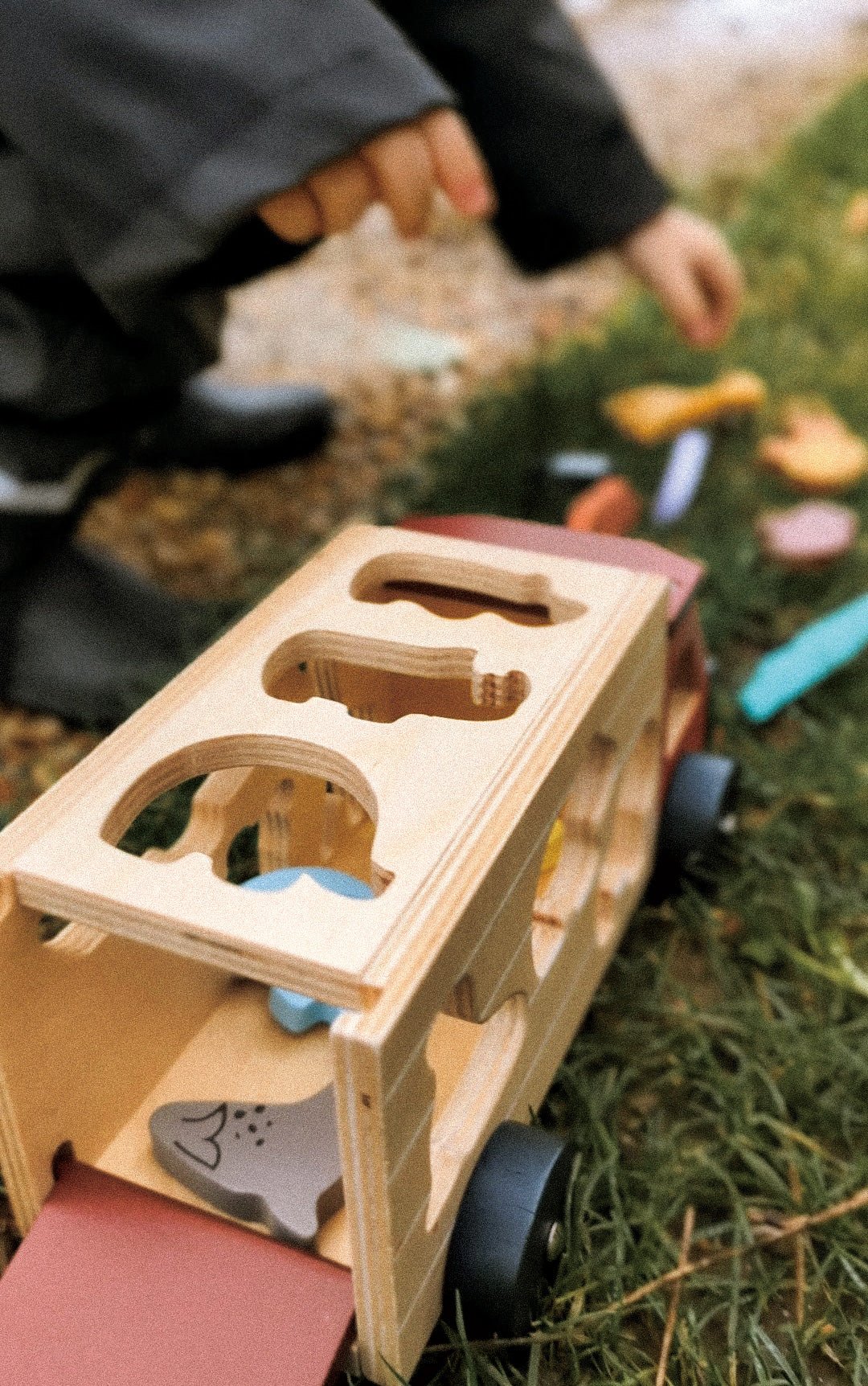 Shape Sorting Safari Truck - Mentari - Sustainable Wooden Toys Made in Indonesia - Eco - Friendly Play
