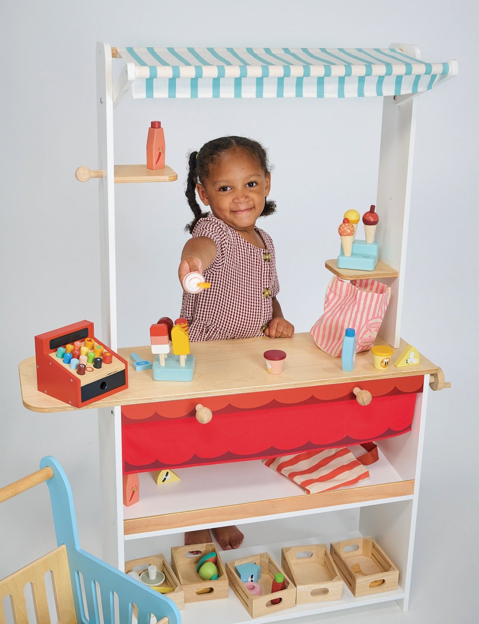 Shop Keeper Stand - Mentari - Sustainable Wooden Toys Made in Indonesia - Eco - Friendly Play