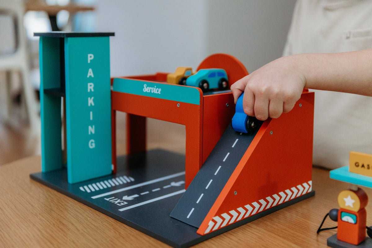 Wooden Toy Gas Station with Lift - Mentari - Sustainable Wooden Toys Made in Indonesia - Eco-Friendly Play