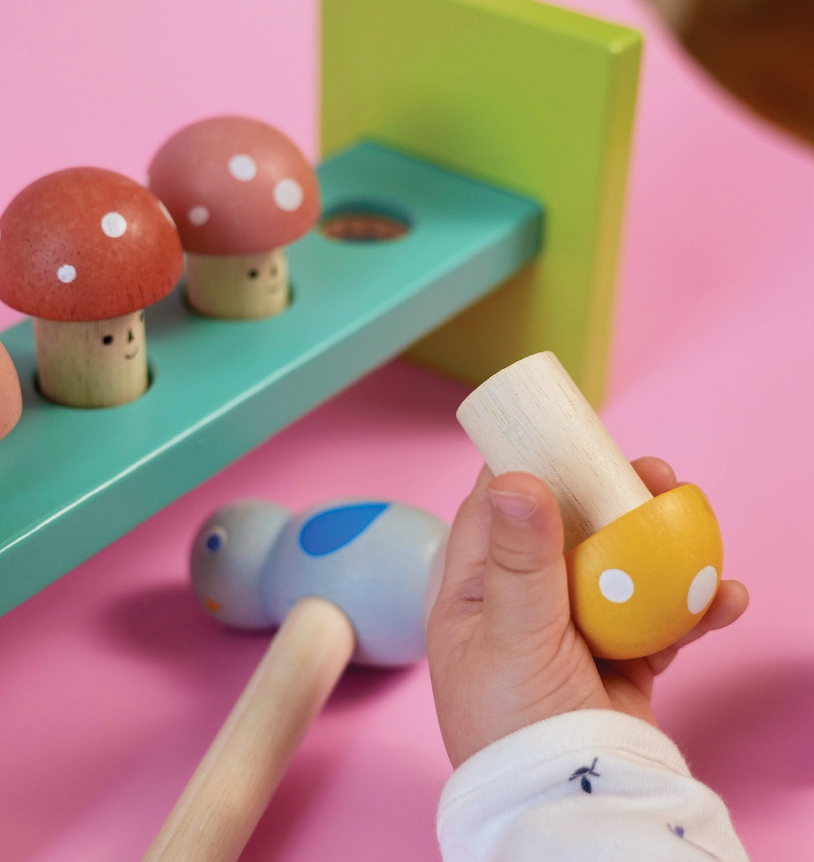 Woodland Hammer Toy – Mentari