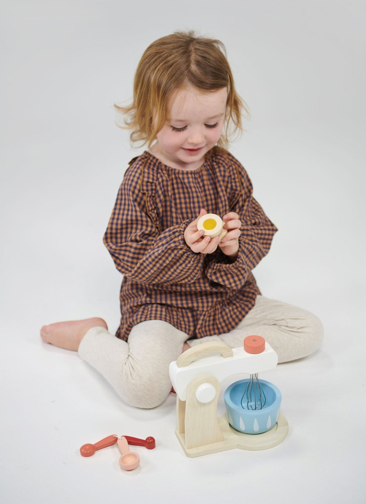 Cake Mixer - Mentari - Sustainable Wooden Toys Made in Indonesia - Eco-Friendly Play