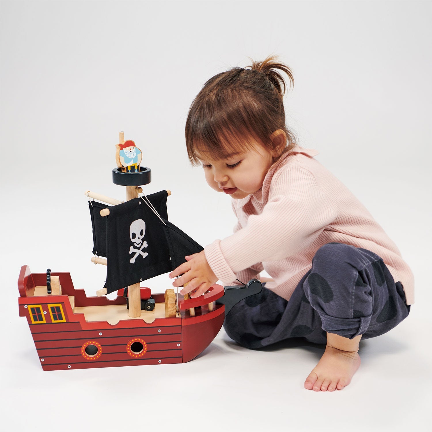 Fishbones Pirate Ship - Mentari - Sustainable Wooden Toys Made in Indonesia - Eco-Friendly Play