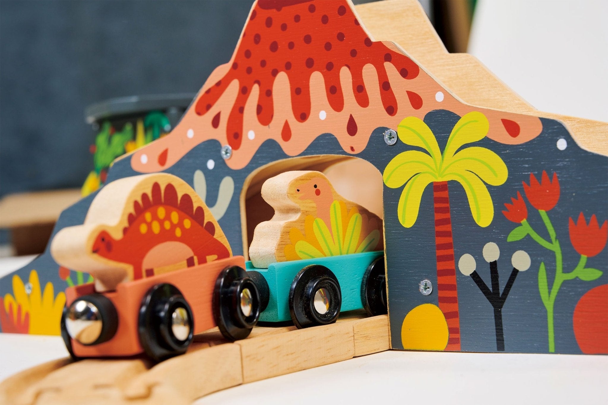 Lost World Dinosaur Railway Set - Mentari - Sustainable Wooden Toys Made in Indonesia - Eco-Friendly Play