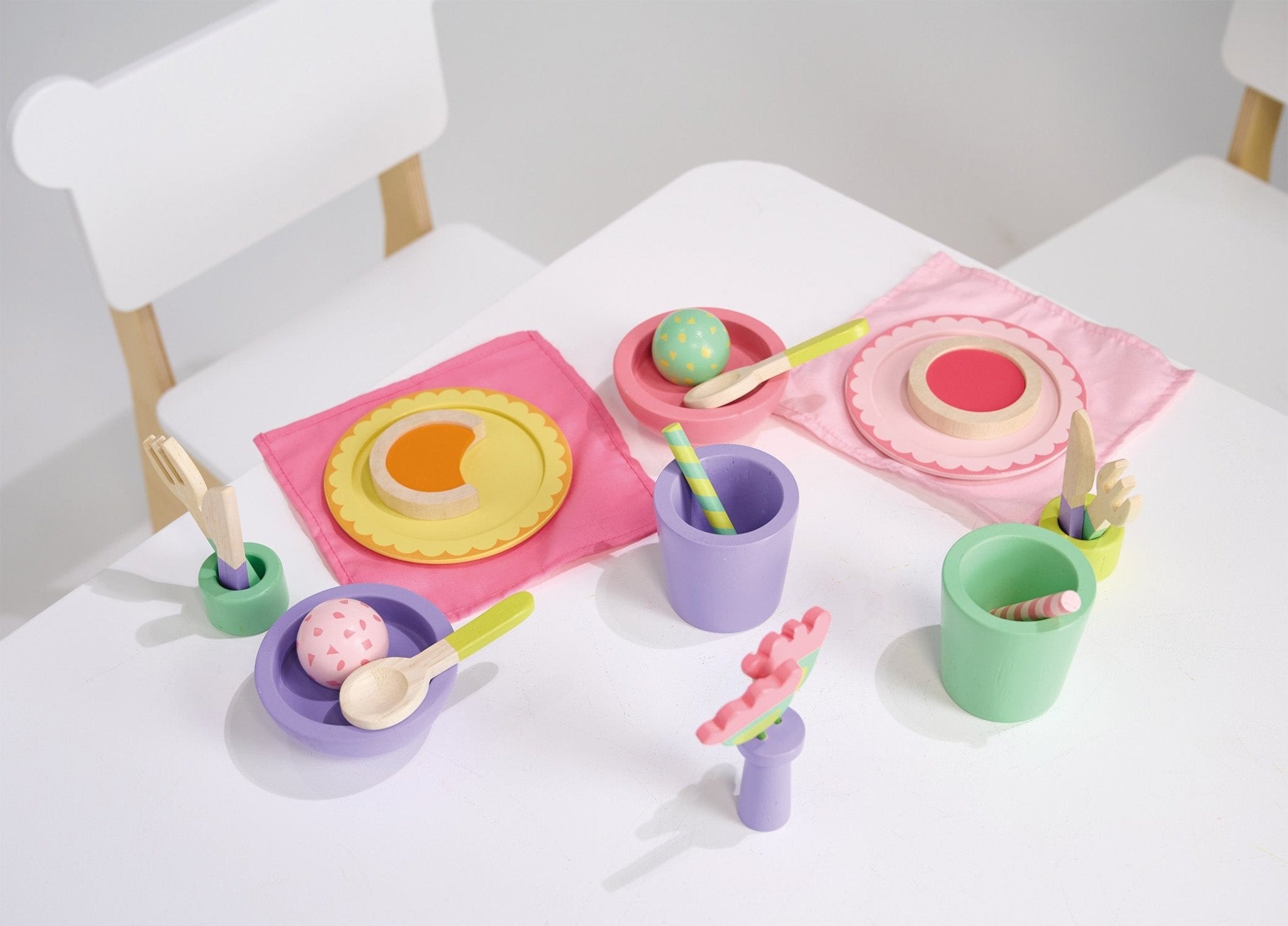 Party Time Lunch Set - Mentari - Sustainable Wooden Toys Made in Indonesia - Eco-Friendly Play