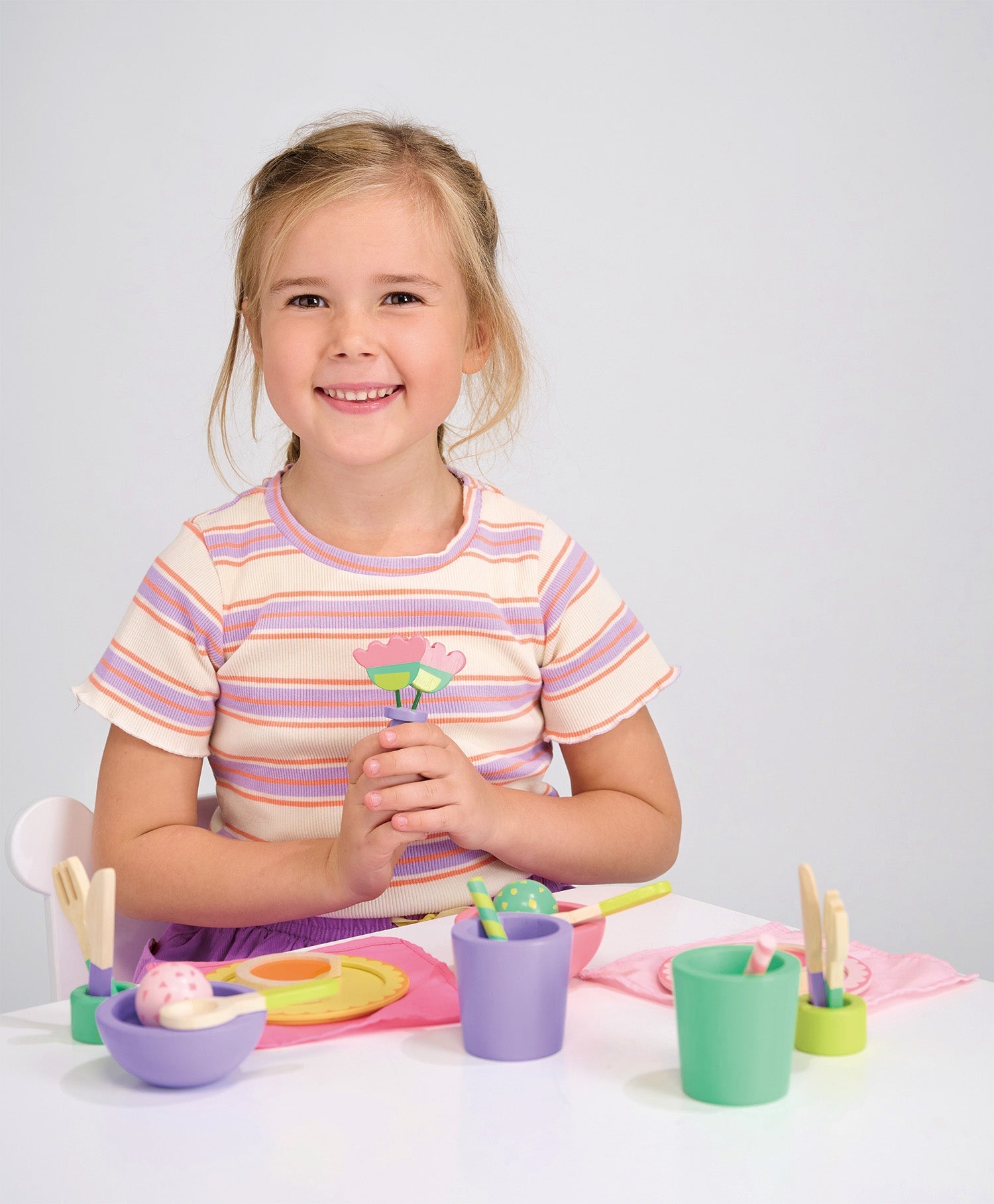 Party Time Lunch Set - Mentari - Sustainable Wooden Toys Made in Indonesia - Eco-Friendly Play