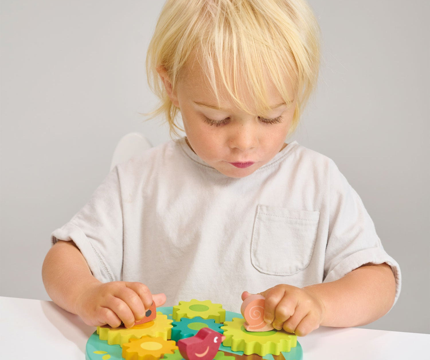 Tree Gears and Cogs - Mentari - Sustainable Wooden Toys Made in Indonesia - Eco-Friendly Play